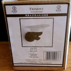 CANARM FREMONT RUBBED BRONZE/ FROSTED GLASS SOAP DISH #RBA258A010RB